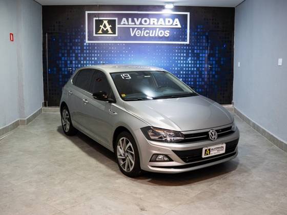 VOLKSWAGEN POLO 1.0 200 TSI HIGHLINE AUTOMÁTICO